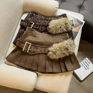 Women's A-Line Pleated Mini Skirt Faux Suede Korean Style Fall 2025