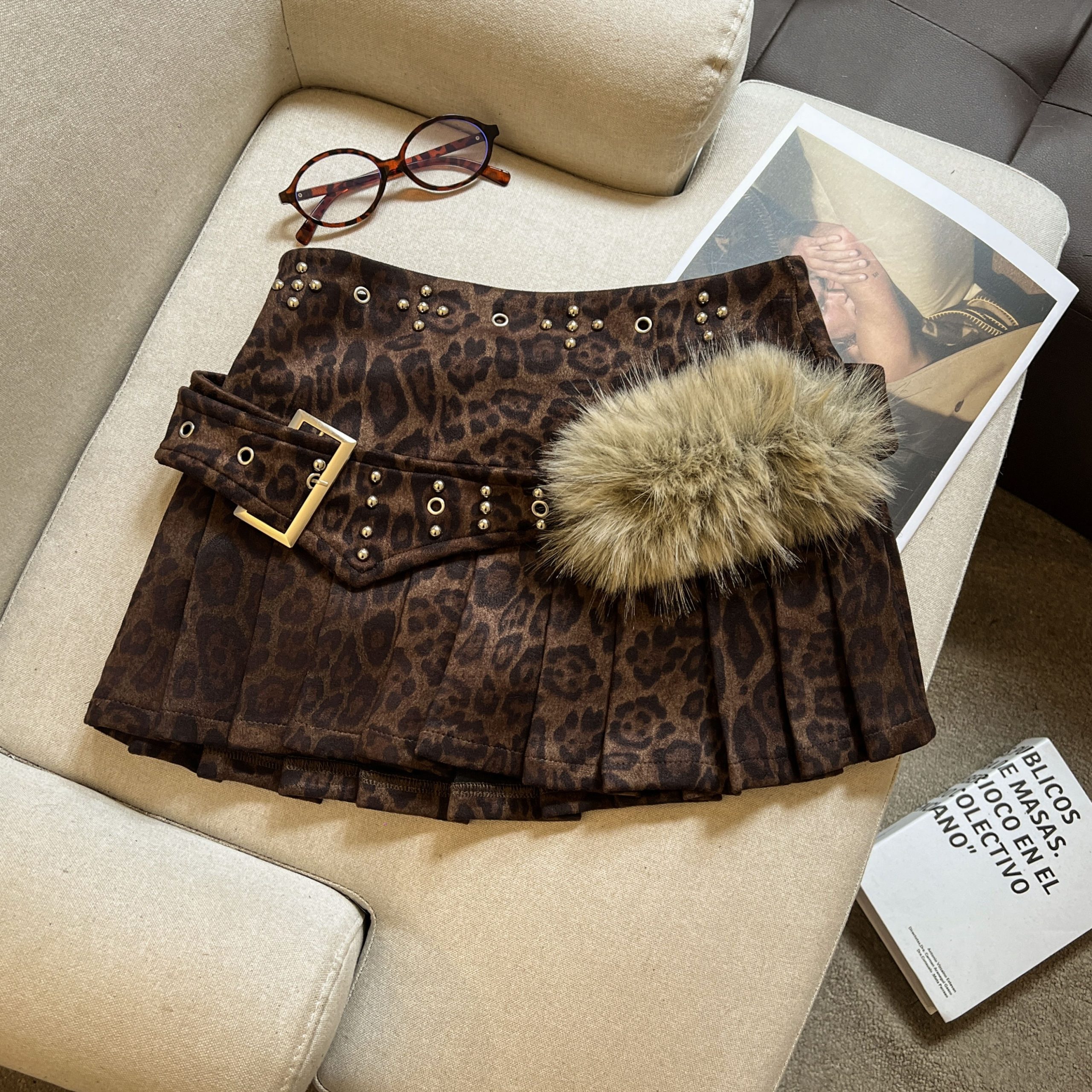 Women's A-Line Pleated Mini Skirt Faux Suede Korean Style Fall 2025 - Image 2