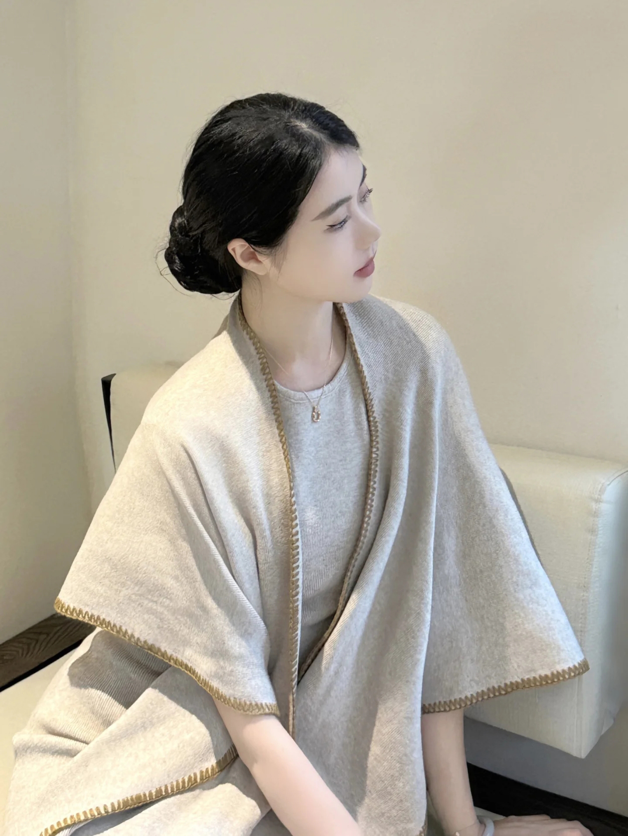 2026 Spring New Slimming Wool Blend Knit Dress and Shawl Two-Piece Set - Image 2