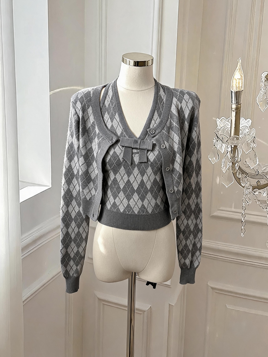 Women's Retro Diamond Knit Cardigan and Vest Two-Piece Set with Waist-Cinching Design