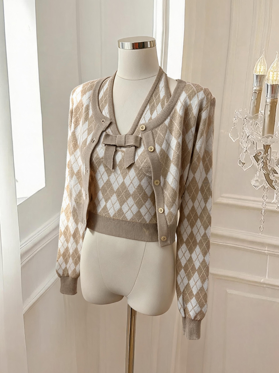 Women's Retro Diamond Knit Cardigan and Vest Two-Piece Set with Waist-Defined Fit - Image 4