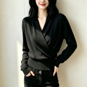 Women's Cross V-Neck Long Sleeve Knit Base Layer Top - Short Design