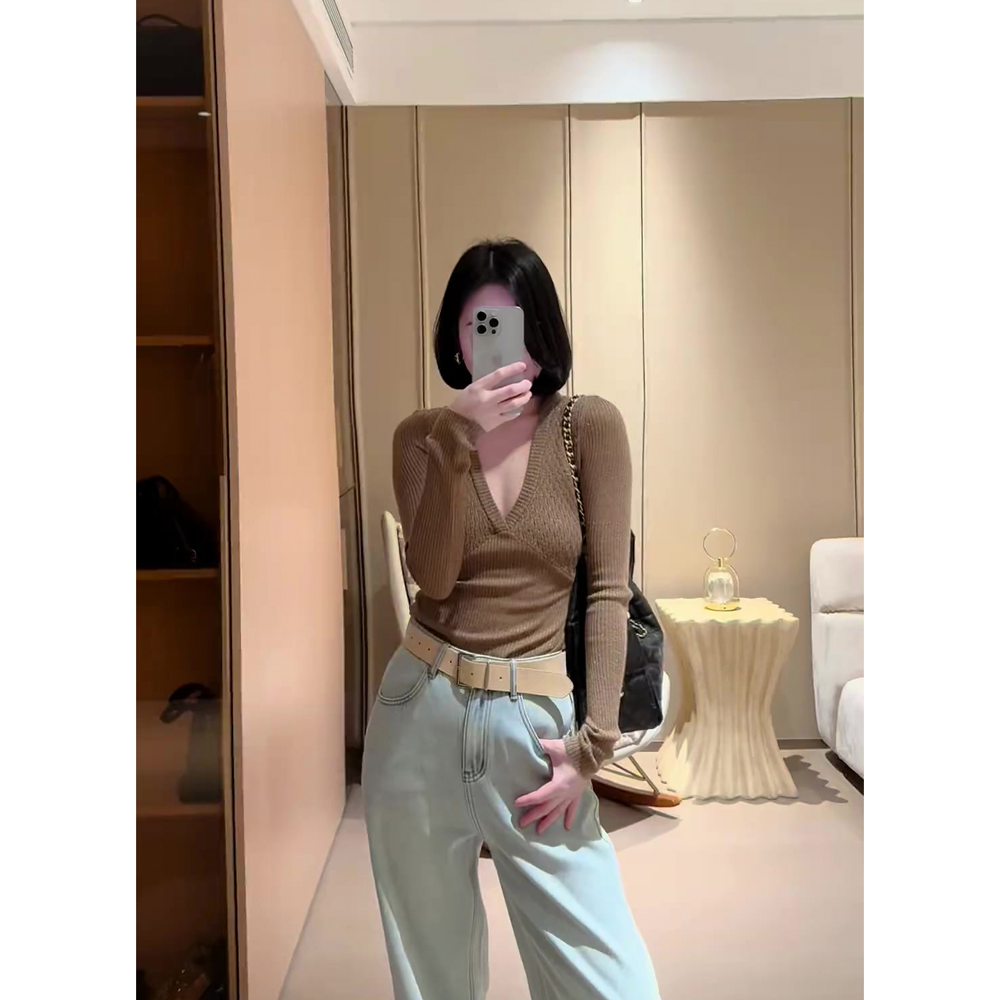 Shimmer Knit V-Neck Slim Fit Women's Base Layer Sweater - Image 5