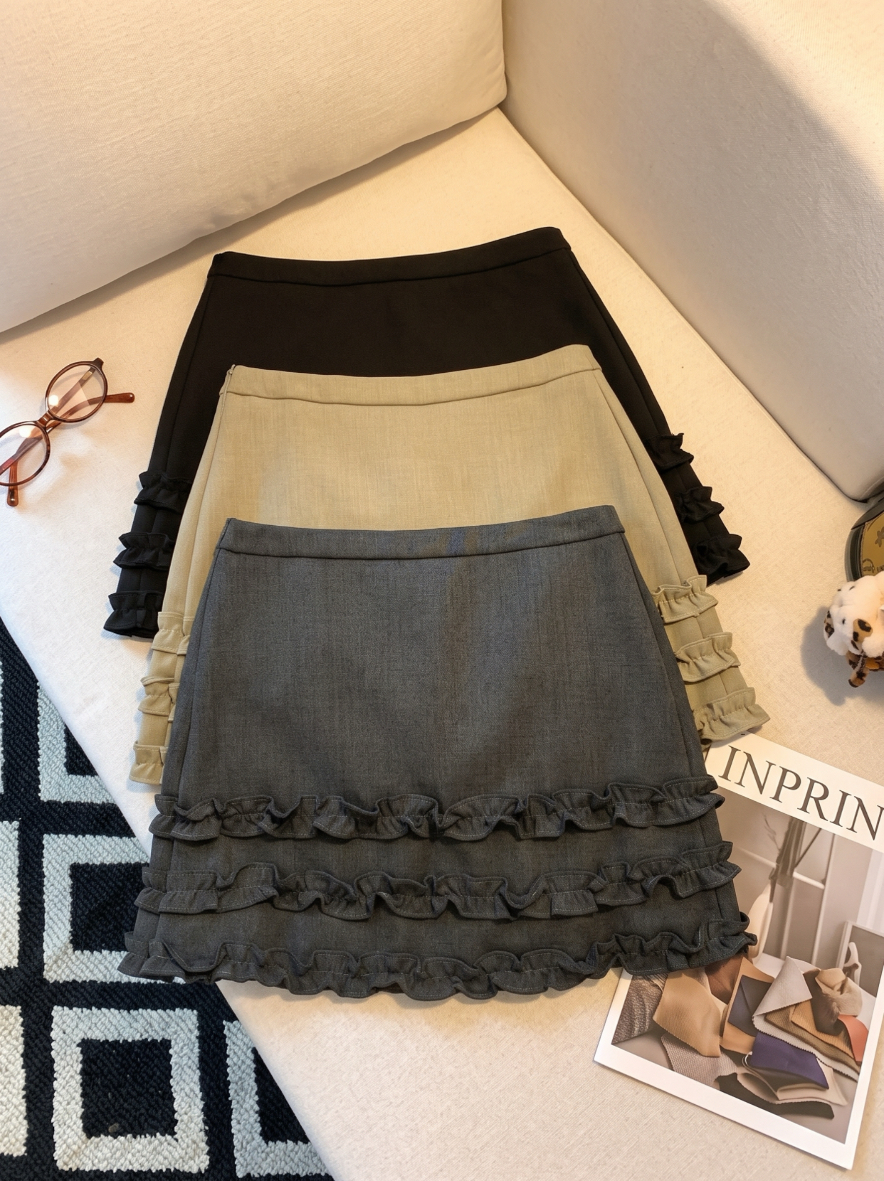 Women's High Waist Ruffle A-Line Skirt Korean Style Black Anti-Exposure Fall 2026